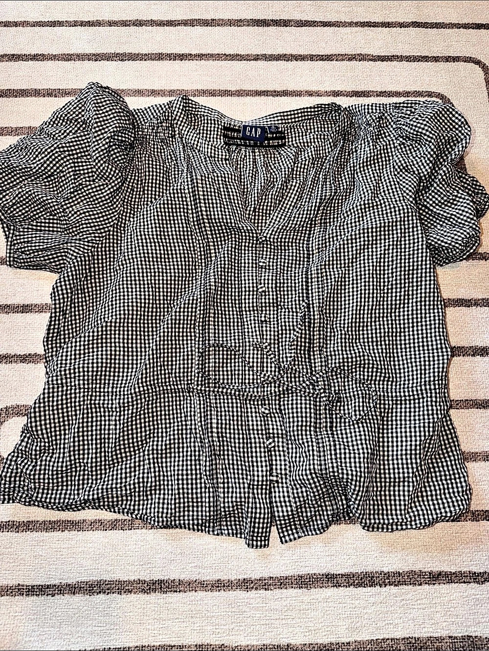 Gap Gingham top